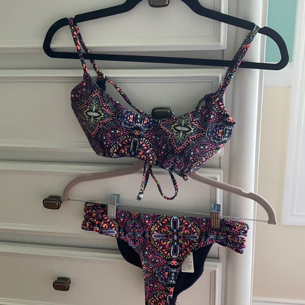 Hollister adjustable bikini set
